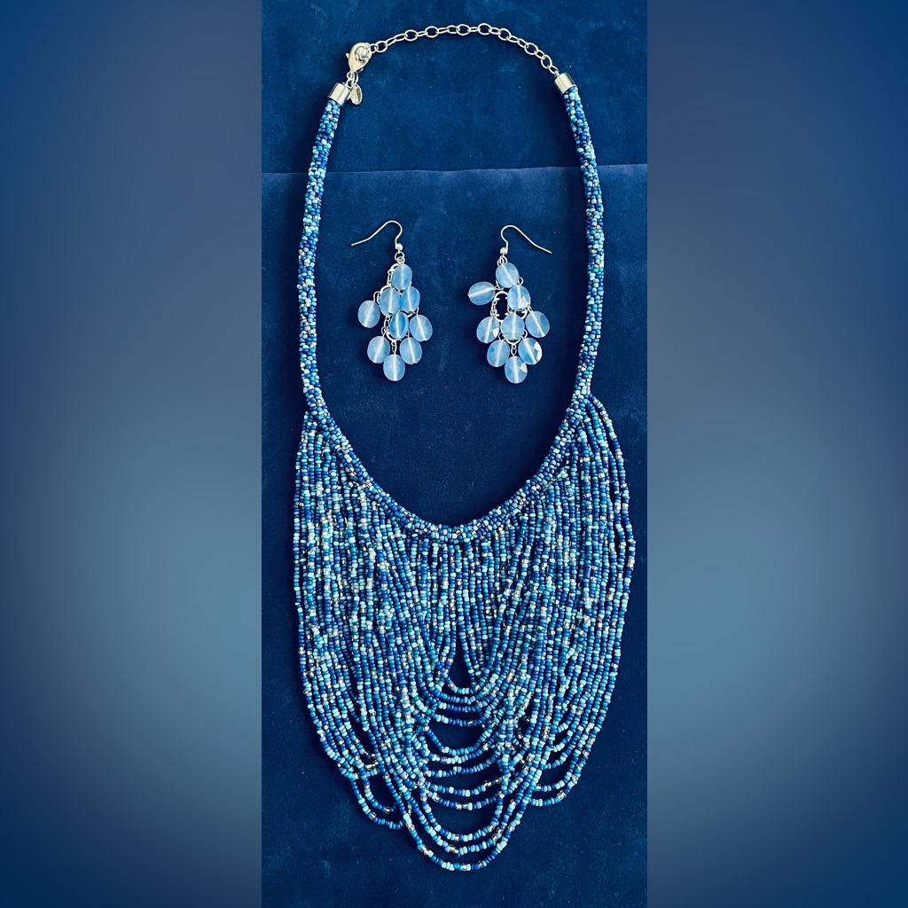 Chico’s Draped Beaded Turquoise,Lavender Blue, Light Blue And Silver Necklace.